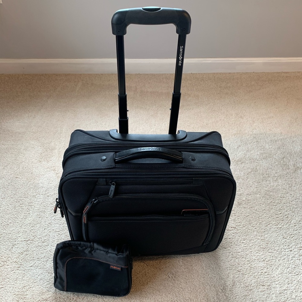 Samsonite Portfolio Carry On